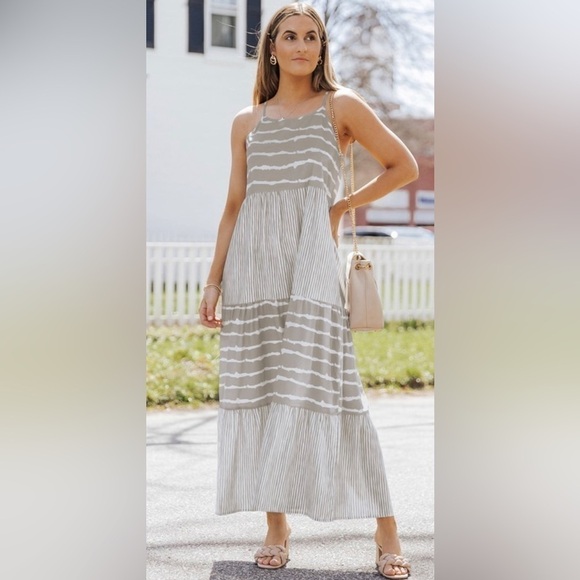 Boho Heather Gray n White Maxi Dress - Picture 1 of 6
